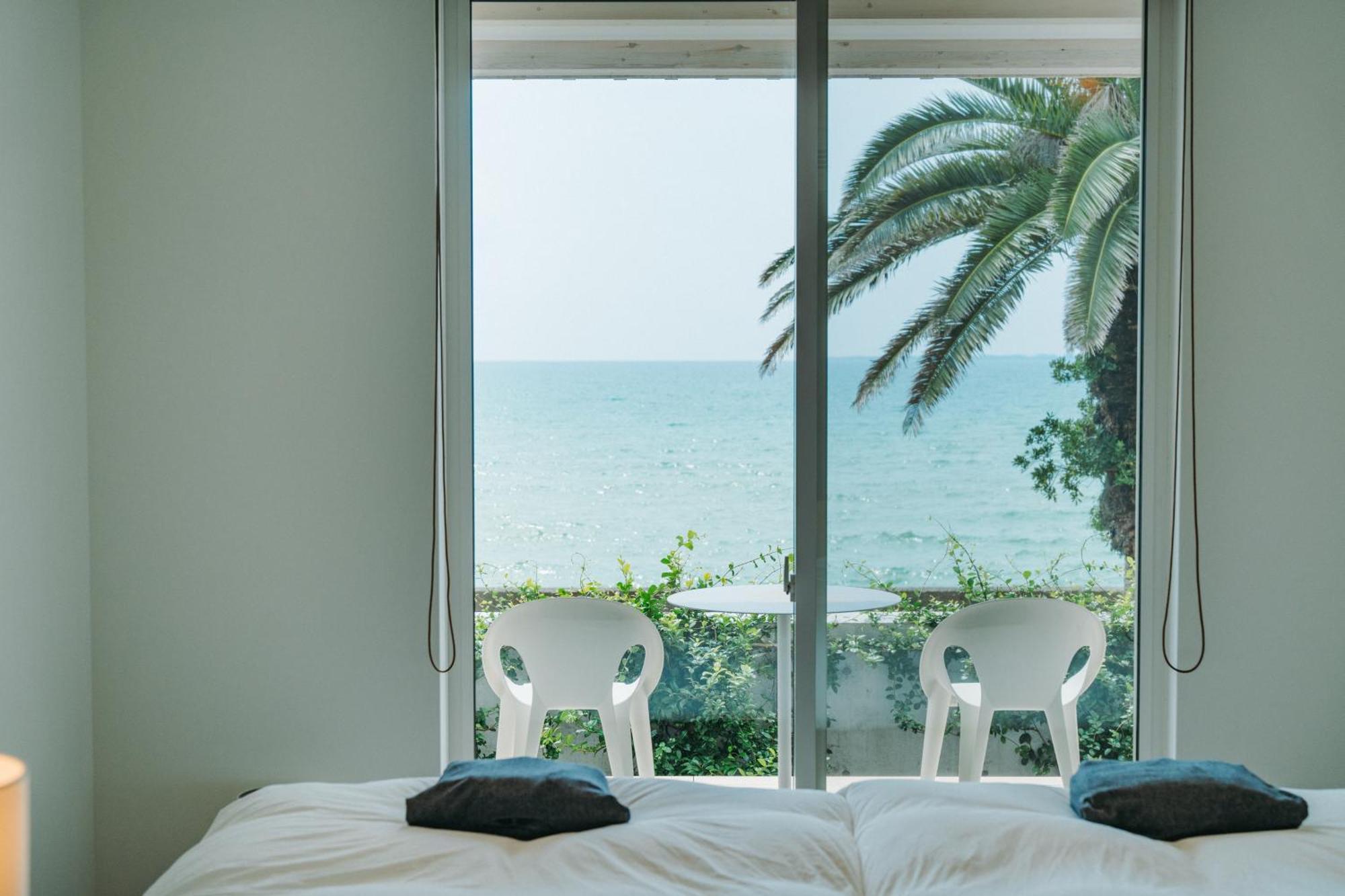 Colorit Goto Islands Hotel Room photo